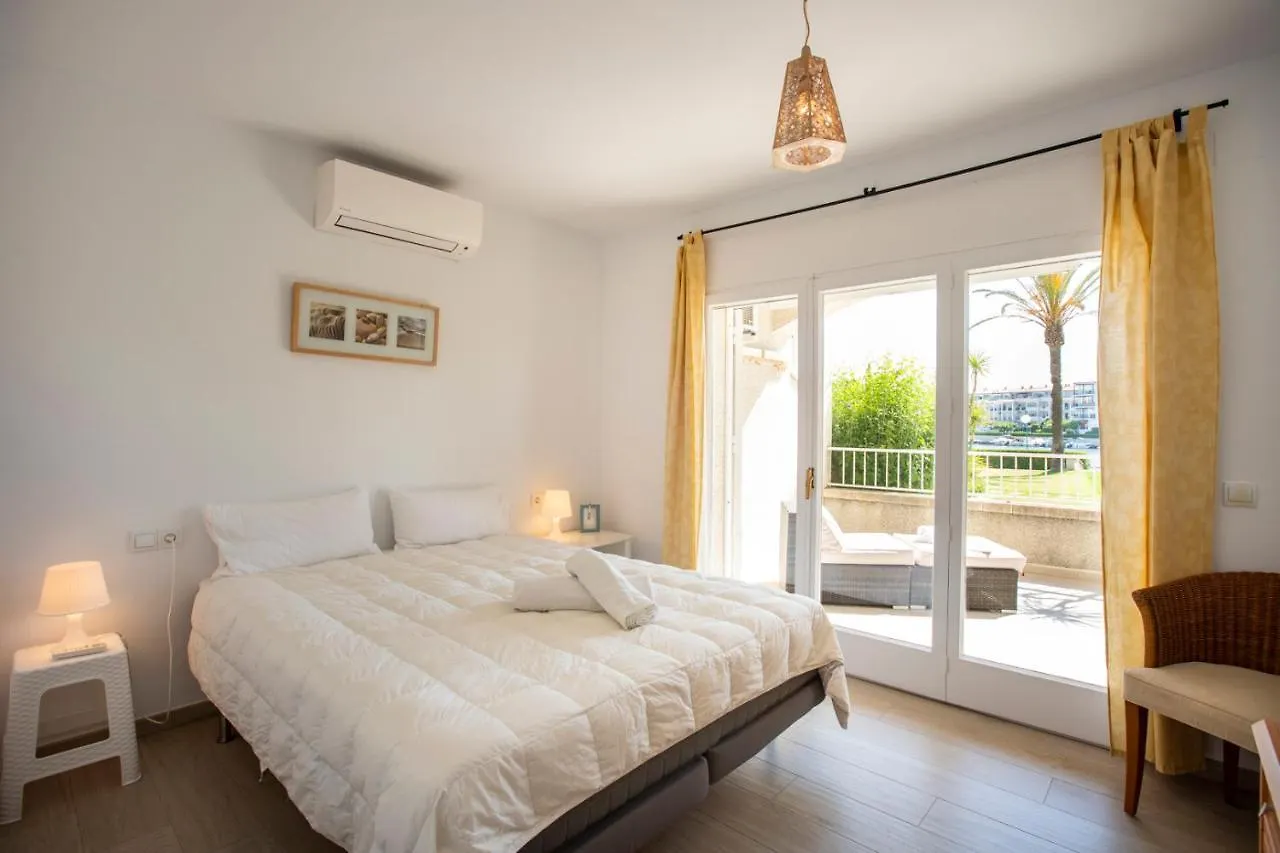 1007 Apartamento Planta Baja Lago San Maurici By Homeselectspain Empuriabrava Espanha